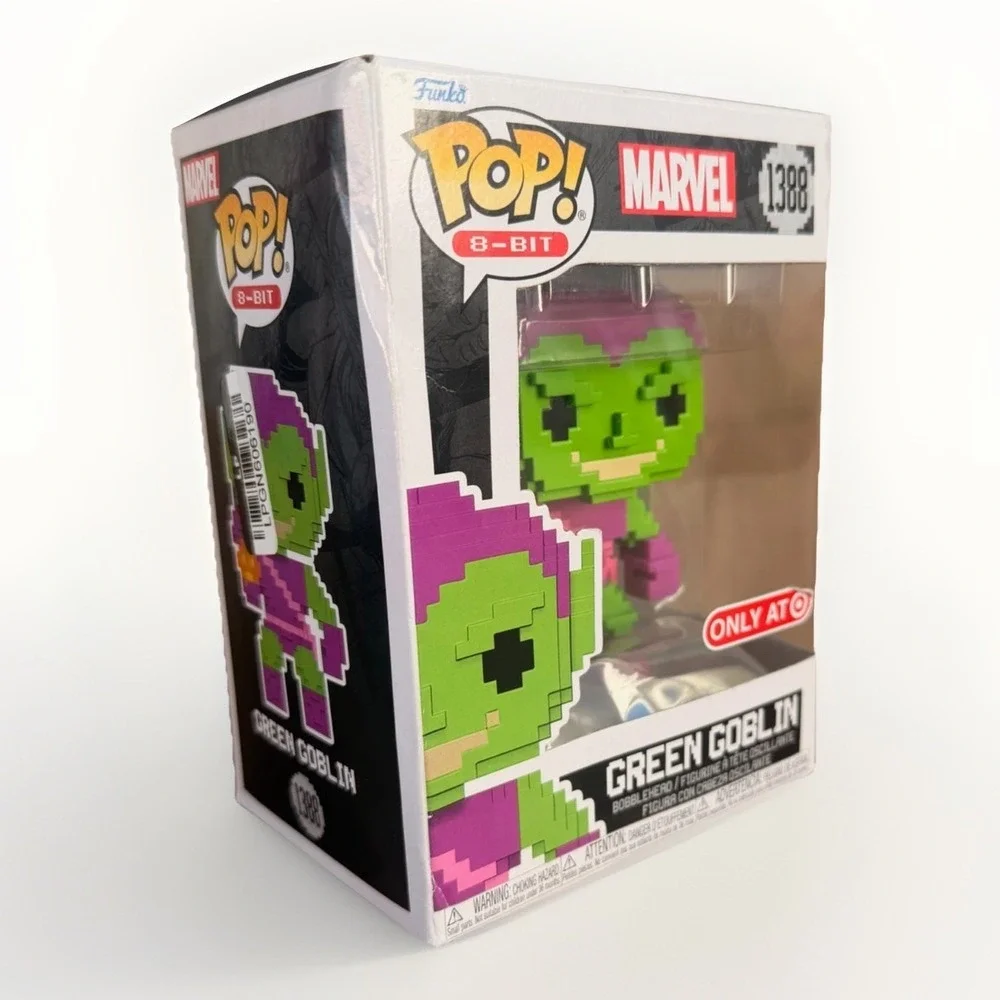 Funko POP! Marvel: 8-Bit- Green Goblin Exclusive Bobblehead Vinyl Figure #1388‎